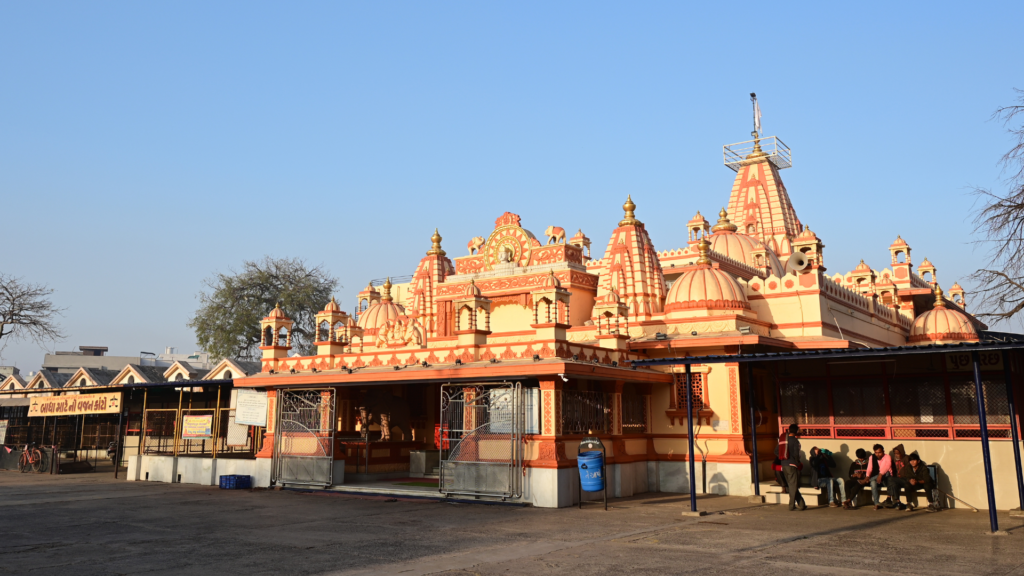 Baliyadev Mandir Lambha: Lambha Temple timing